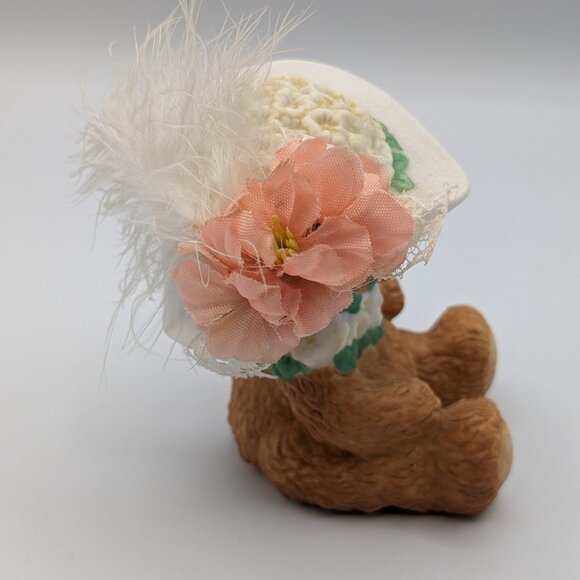 Chapeau Noelle by Lucy Rigg Apple Blossom Jeanne Bear Figurine 1995 - Picture 5 of 10